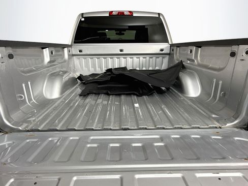 Used 2018 Chevrolet Silverado 1500 Custom w/ Custom Value Package RWD image 35