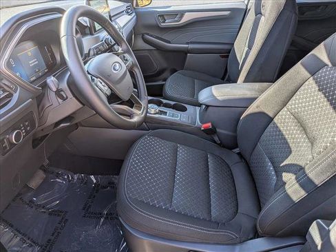 New 2026 Ford Escape Active w/ Cold Weather Package AWD/4WD image 4