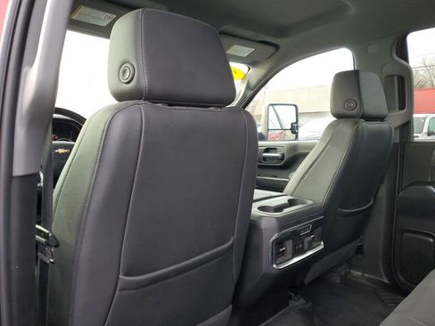 Used 2021 Chevrolet Silverado 2500 LTZ w/ LTZ Plus Package image 31