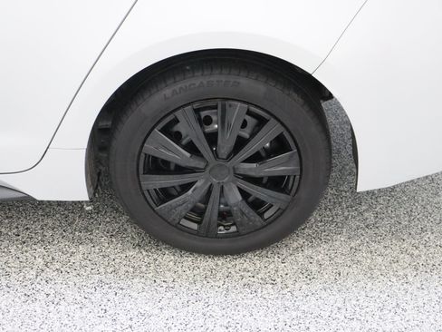 Certified 2025 Toyota Corolla SE FWD image 10