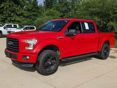 Used 2016 Ford F150 XLT w/ Equipment Group 302A Luxury AWD/4WD image 7