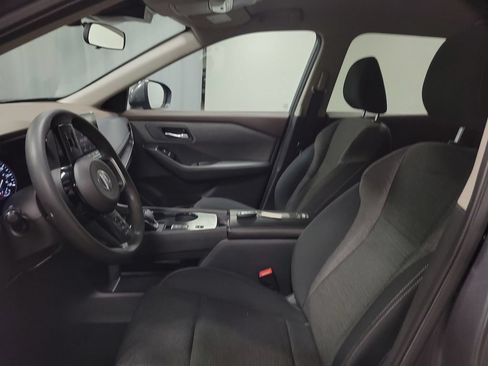 Used 2021 Nissan Rogue SV FWD image 12