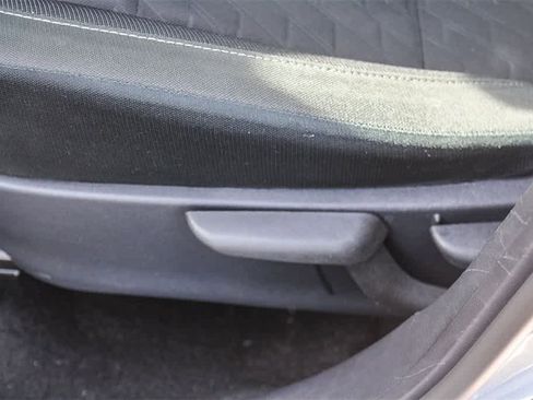 Used 2024 Nissan Kicks SV image 27