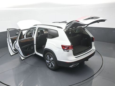 Used 2024 Volkswagen Atlas SE FWD image 70