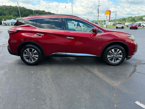 Used 2018 Nissan Murano SV FWD image 3