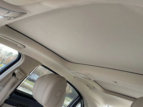 Used 2016 Mercedes-Benz S 550 4MATIC Sedan image 21