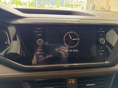 Certified 2024 Volkswagen Taos SEL AWD/4WD image 21