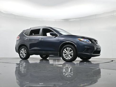 Used 2016 Nissan Rogue SV AWD/4WD image 35