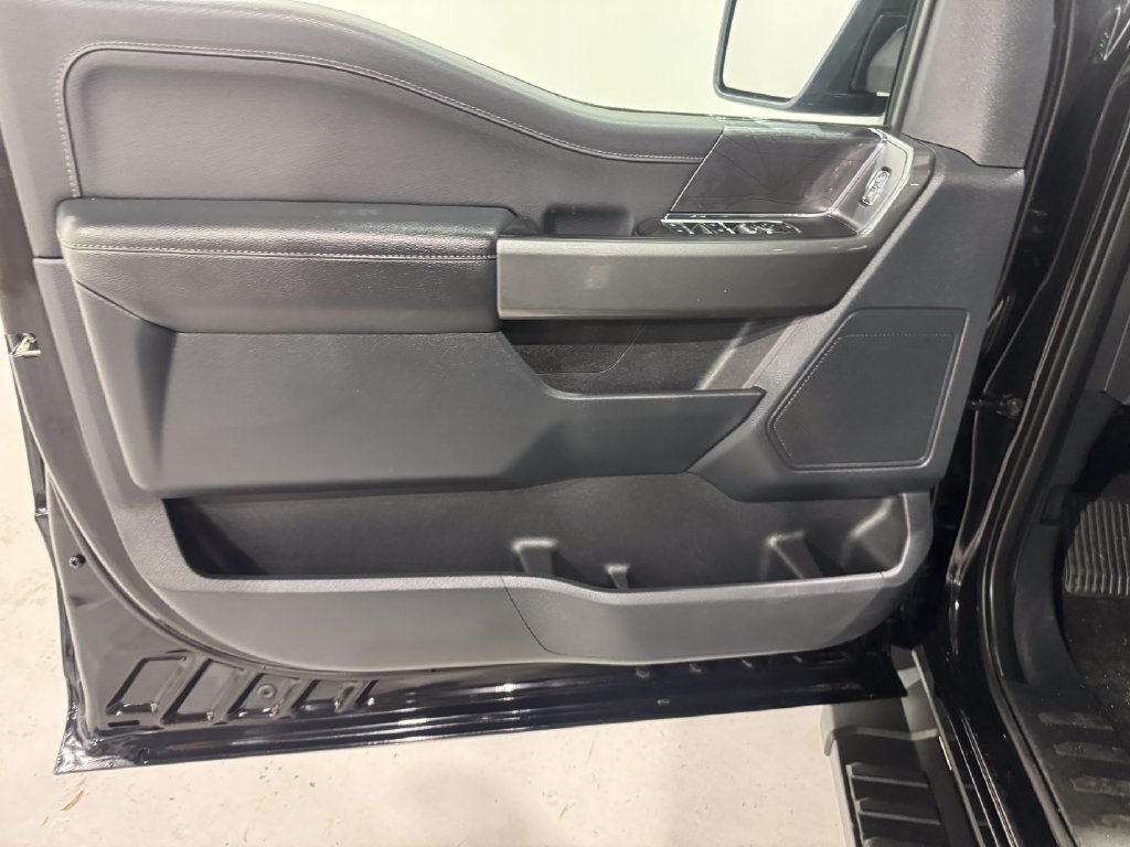 Used 2022 Ford F150 XLT w/ Equipment Group 302A High AWD/4WD image 17