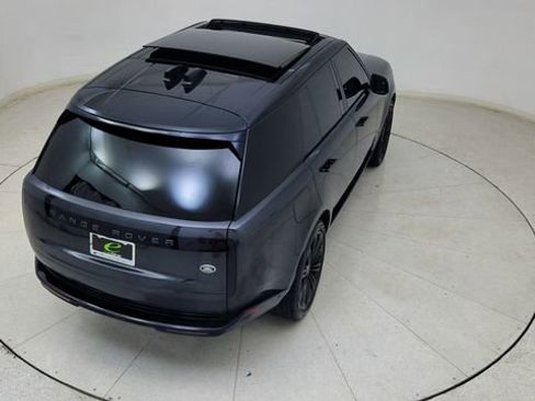 Used 2023 Land Rover Range Rover SE image 81