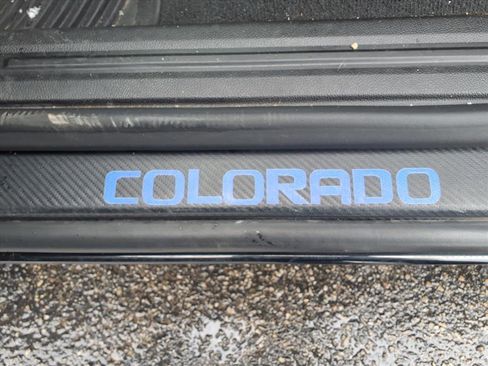 Used 2022 Chevrolet Colorado LT w/ LT Convenience Package image 21