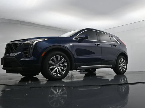 Used 2021 Cadillac XT4 Premium Luxury AWD/4WD image 34