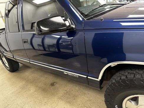 Used 1998 Chevrolet Silverado 1500 4x4 Extended Cab w/ Preferred Equipment Group 2 image 23