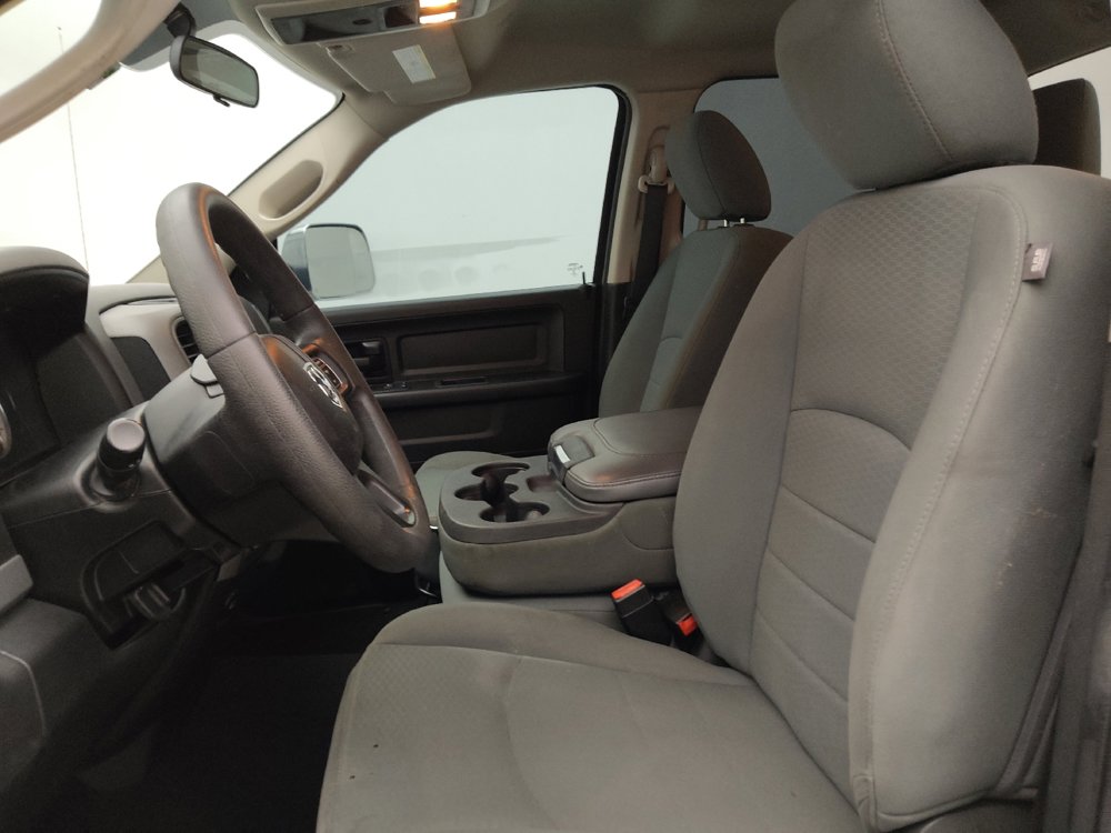 Used 2017 RAM 1500 Express RWD image 17