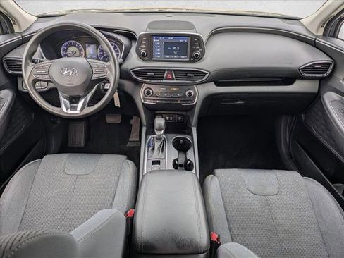 Used 2020 Hyundai Santa Fe SE image 16