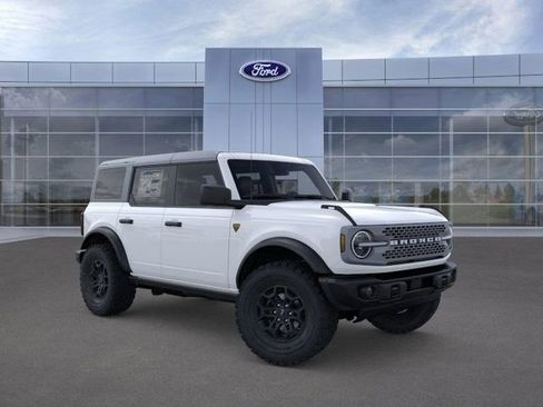 New 2026 Ford Bronco Badlands image 40