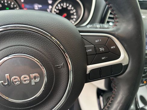 Used 2019 Jeep Compass Limited AWD/4WD image 16