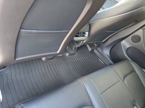 Used 2020 Tesla Model Y Performance AWD/4WD image 34