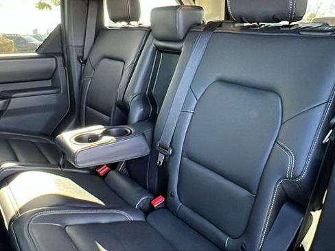 New 2025 Ford Bronco Badlands w/ Sasquatch Package image 14