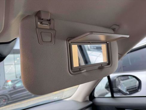 Used 2022 Lincoln Corsair AWD w/ Equipment Group 101A image 30