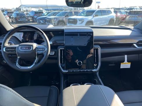 New 2026 GMC Yukon XL Elevation w/ Elevation Premium Package image 9