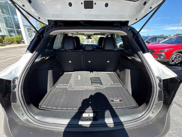 Used 2026 Nissan Kicks SR w/ SR Premium Package AWD/4WD image 10
