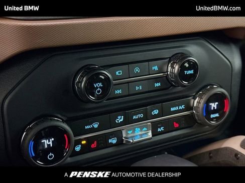 Used 2024 Ford Bronco Outer Banks w/ Sasquatch Package image 11