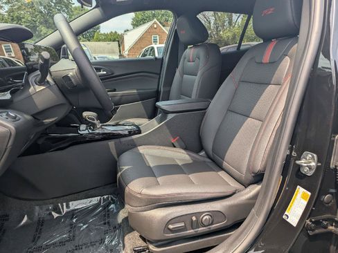 New 2026 Chevrolet Trax RS w/ Driver Confidence Package FWD image 34