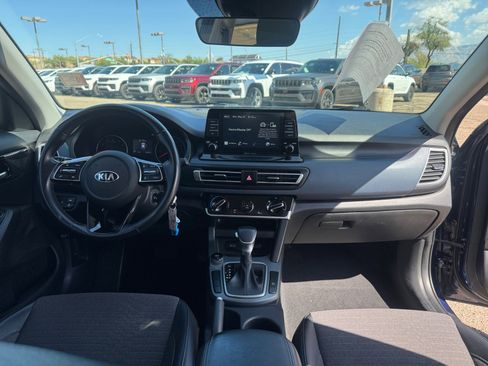 Used 2021 Kia Seltos S FWD image 20