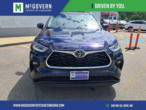 Used 2023 Toyota Highlander Limited AWD/4WD image 9