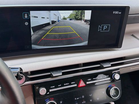 Used 2025 Hyundai Tucson SEL FWD image 13