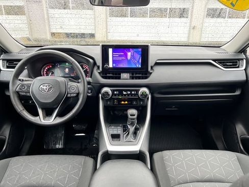 Used 2023 Toyota RAV4 XLE image 14