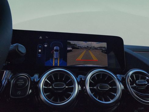 Certified 2026 Mercedes-Benz GLA 250 image 33