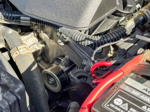 Used 2020 Toyota 4Runner Venture w/ Moonroof Package image 24