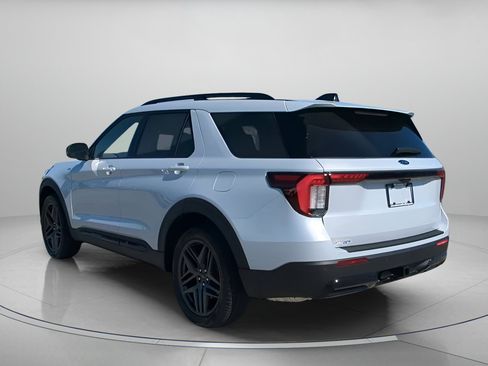 New 2026 Ford Explorer ST-Line RWD image 21