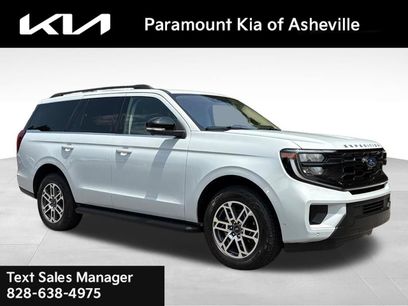 Used 2025 Ford Expedition Active