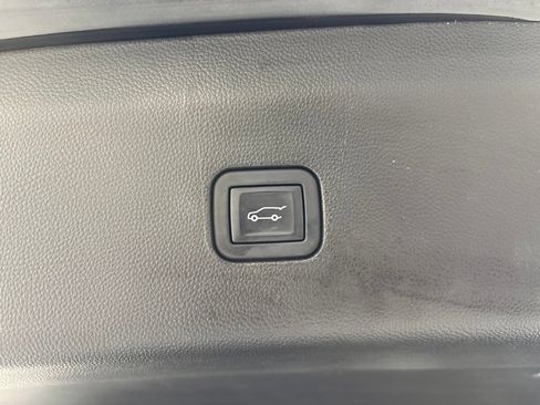 Used 2023 Buick Enclave Essence w/ Sport Touring Edition AWD/4WD image 48