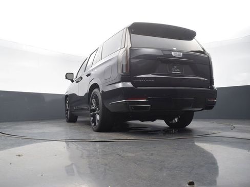 Certified 2026 Cadillac Escalade Platinum Sport w/ LPO, ONYX Package image 50