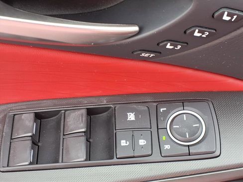 Certified 2022 Lexus IS 350 F Sport image 12