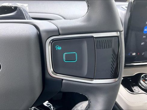 New 2026 Ford Expedition Active AWD/4WD image 19