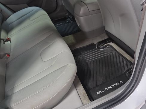 Certified 2025 Hyundai Elantra Sport FWD image 10