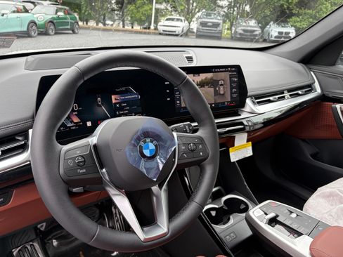 Used 2026 BMW X1 xDrive28i w/ Technology Package AWD/4WD image 12
