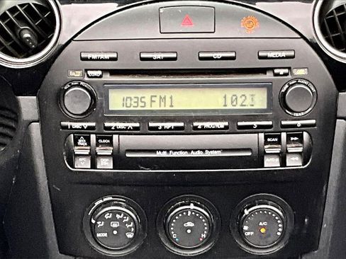 Used 2008 MAZDA MX-5 Miata Touring image 19