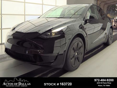 Used 2023 Tesla Model Y Long Range AWD/4WD image 1