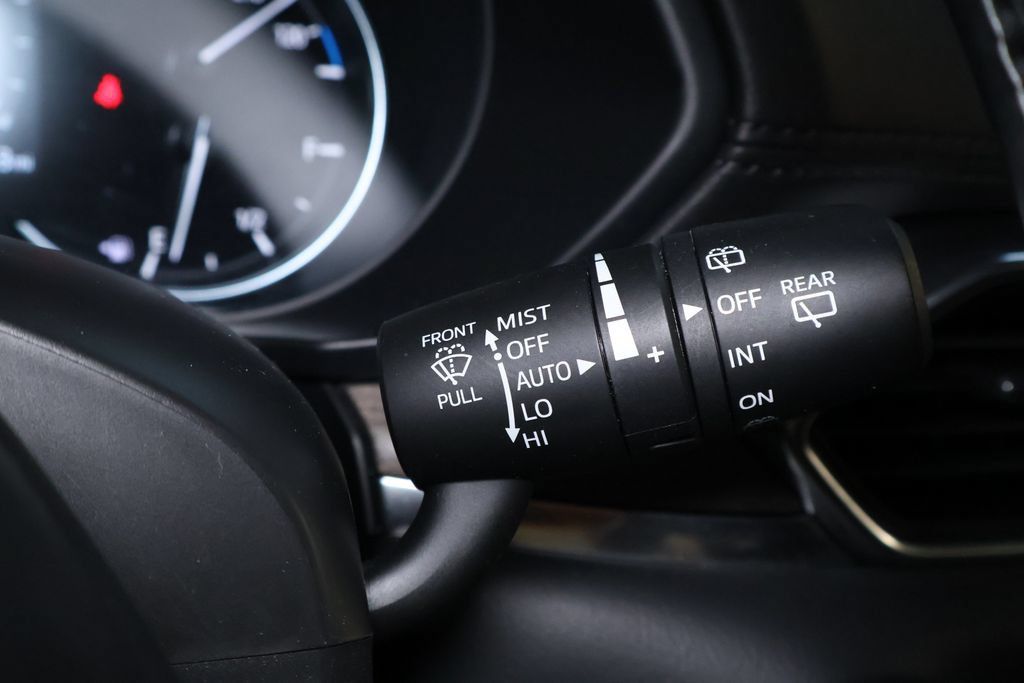 Used 2020 MAZDA CX-5 Signature AWD/4WD image 28