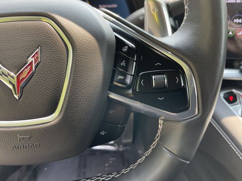 Used 2022 Chevrolet Corvette Stingray Preferred Conv w/ Battery Protection Package RWD image 19