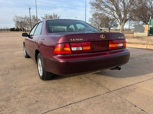Used 1998 Lexus ES 330 image 7