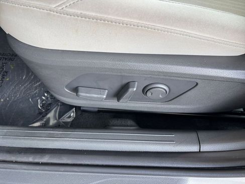 Used 2025 Hyundai Sonata SEL FWD image 23