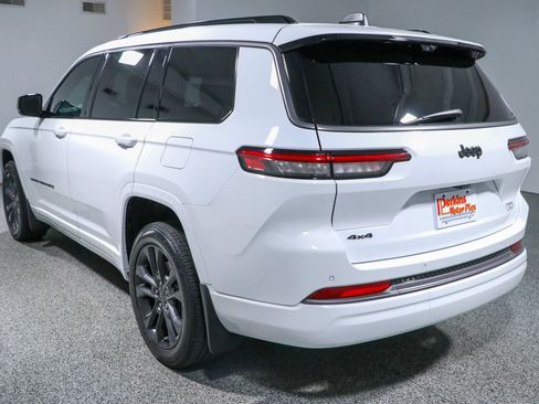 Used 2026 Jeep Grand Cherokee L Limited AWD/4WD image 9