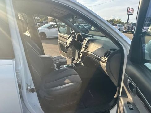 Used 2011 Hyundai Santa Fe SE AWD/4WD image 13